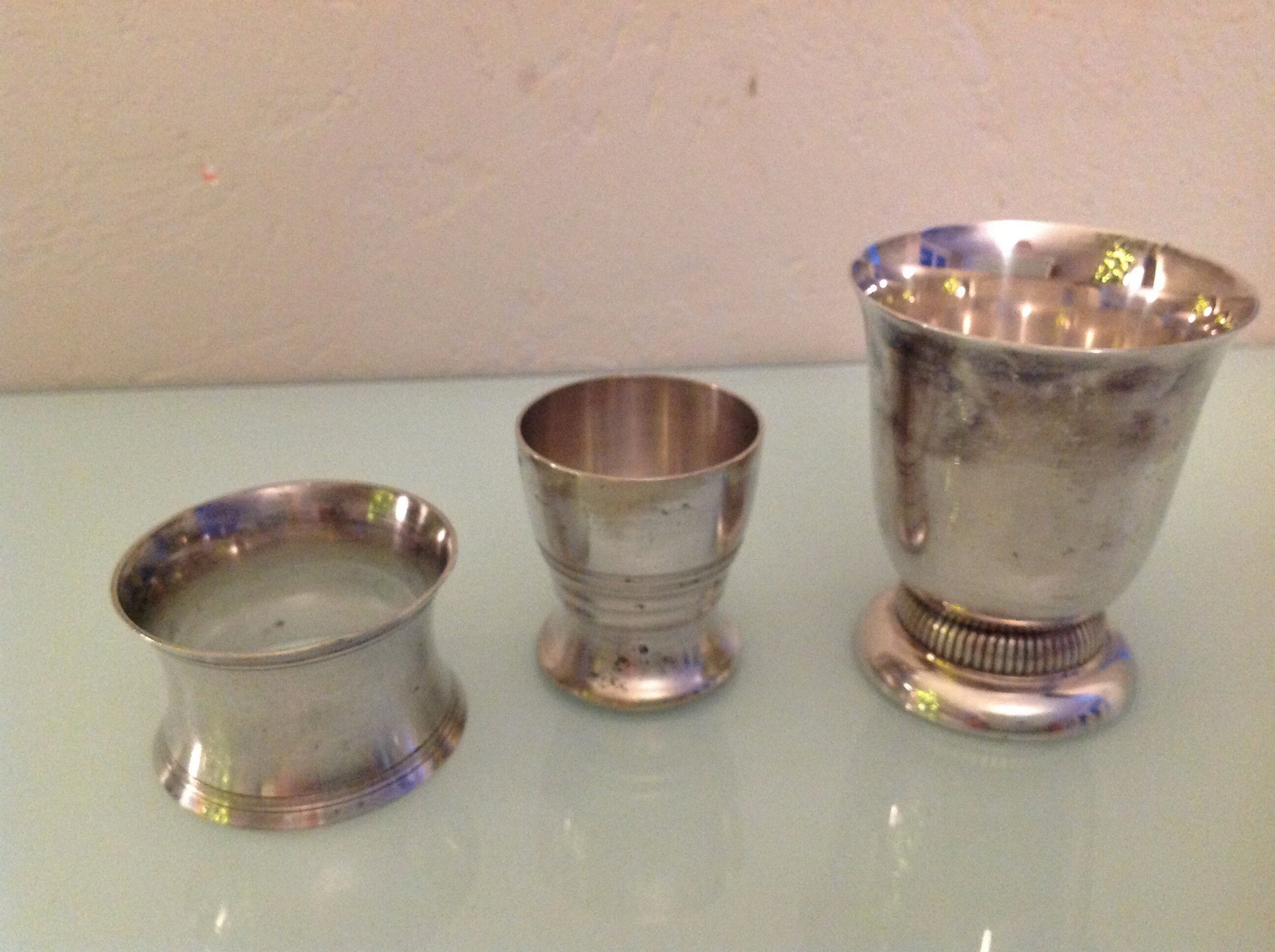 Timpani, shell and round of silver metal / vintage towel 50s-60s