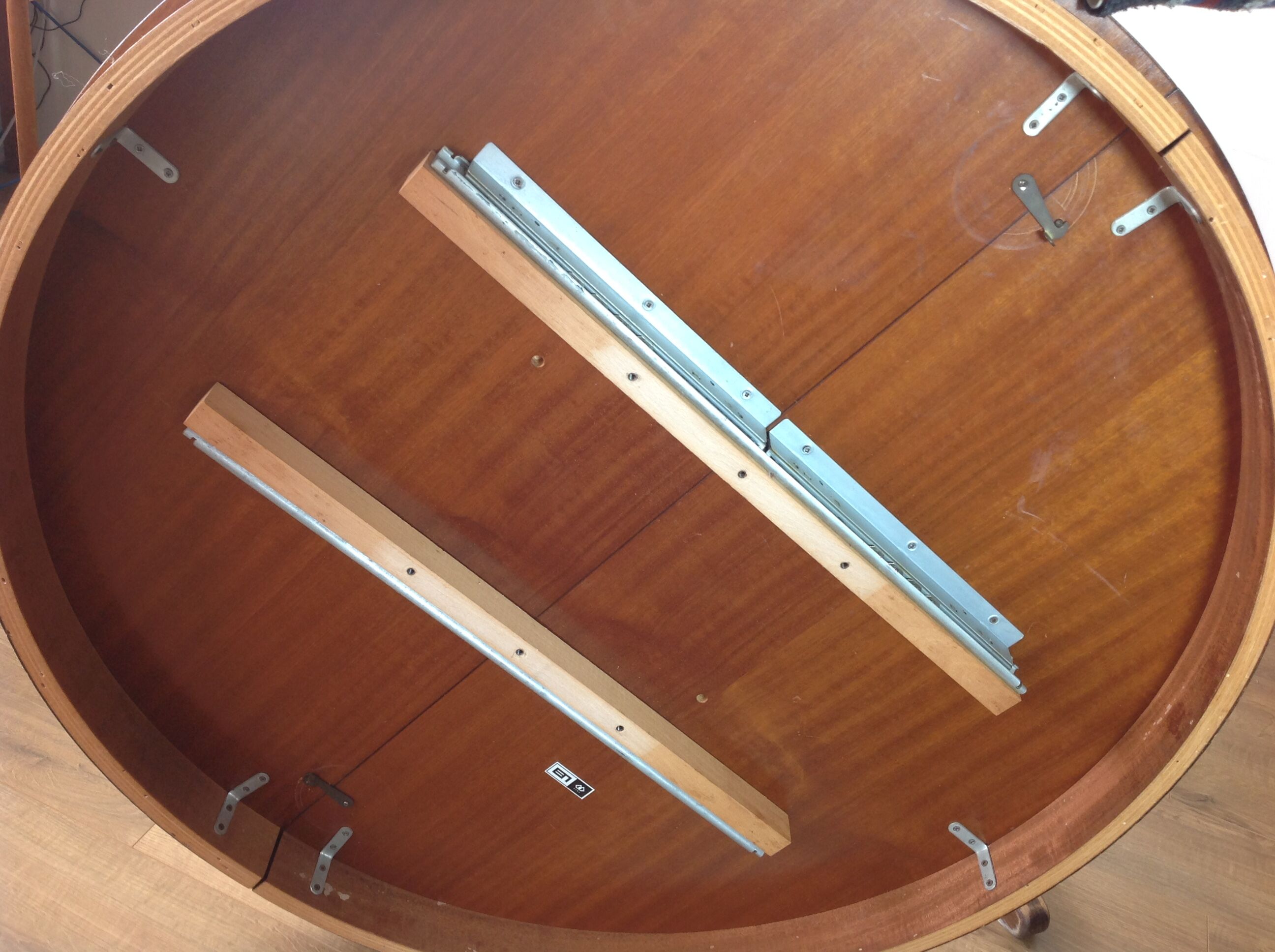 Scandinavian round elm table by Lb