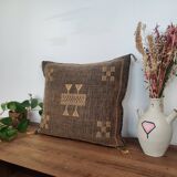 Coussin berbère en soie de cactus marron