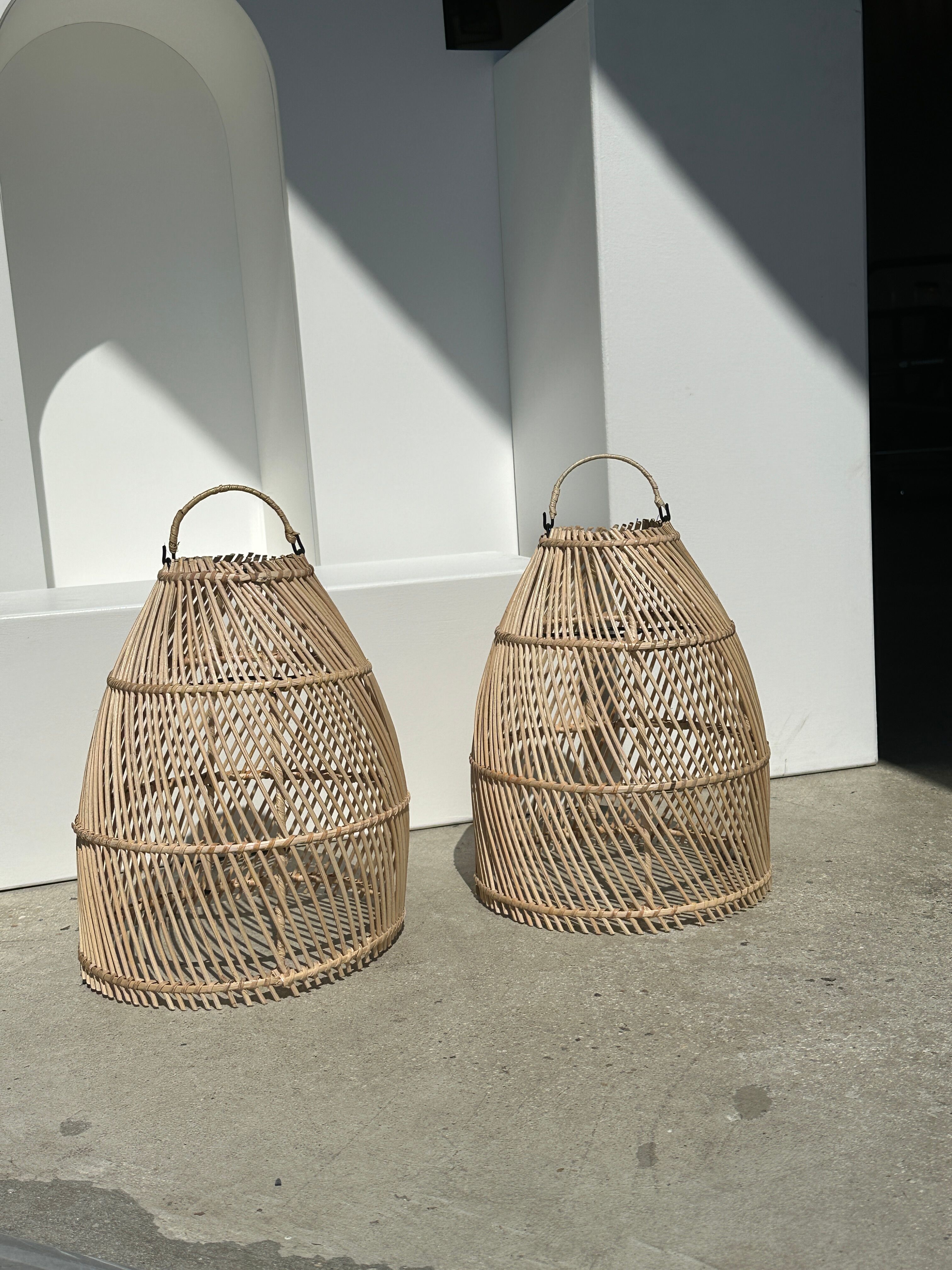 Suspension en rotin en forme de cloche d25 h28
