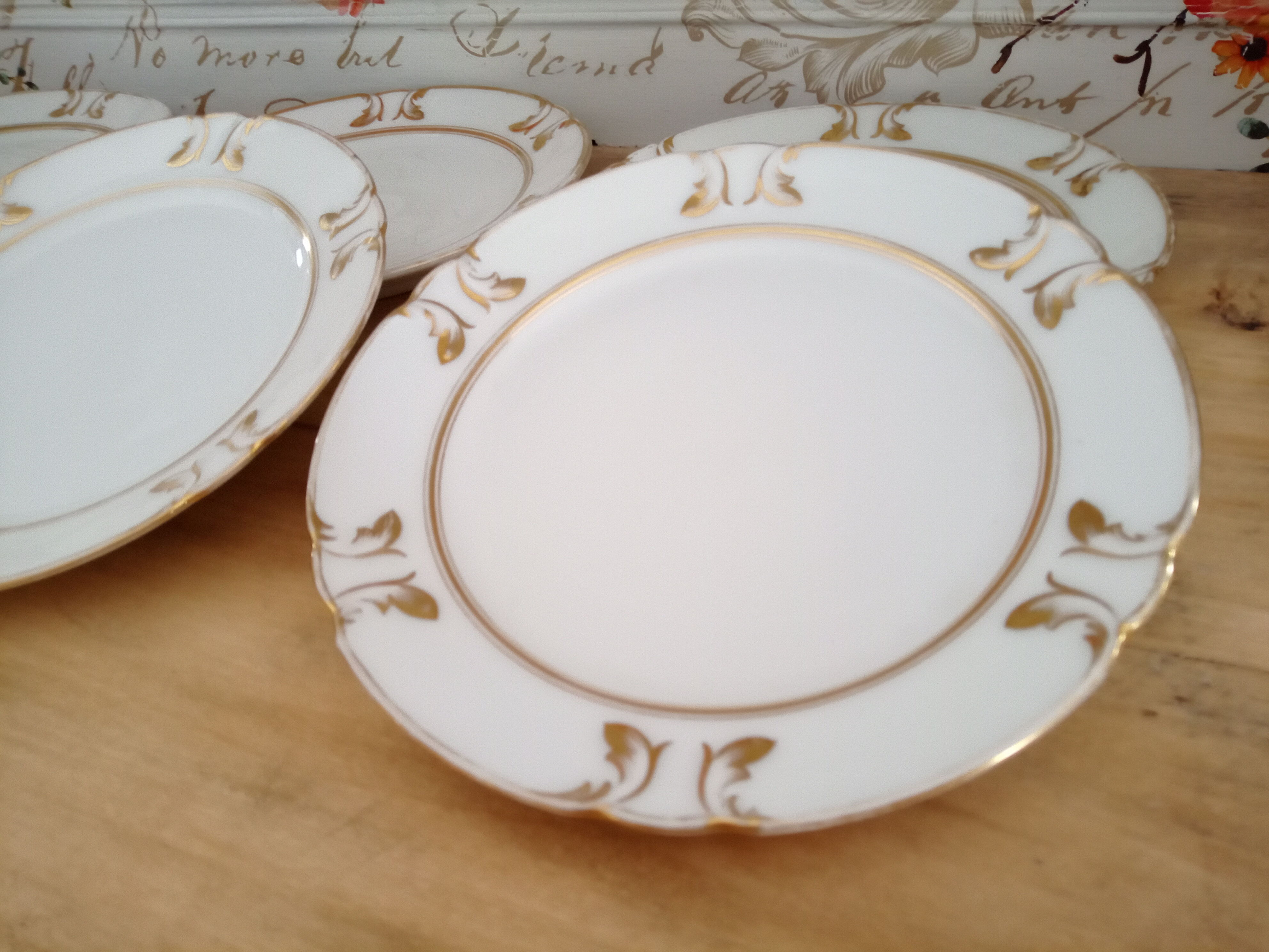 Set of 6 dessert plates or entry golden décor