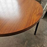 Round coffee table in walnut veneer and metal