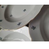 8 vintage soup plates