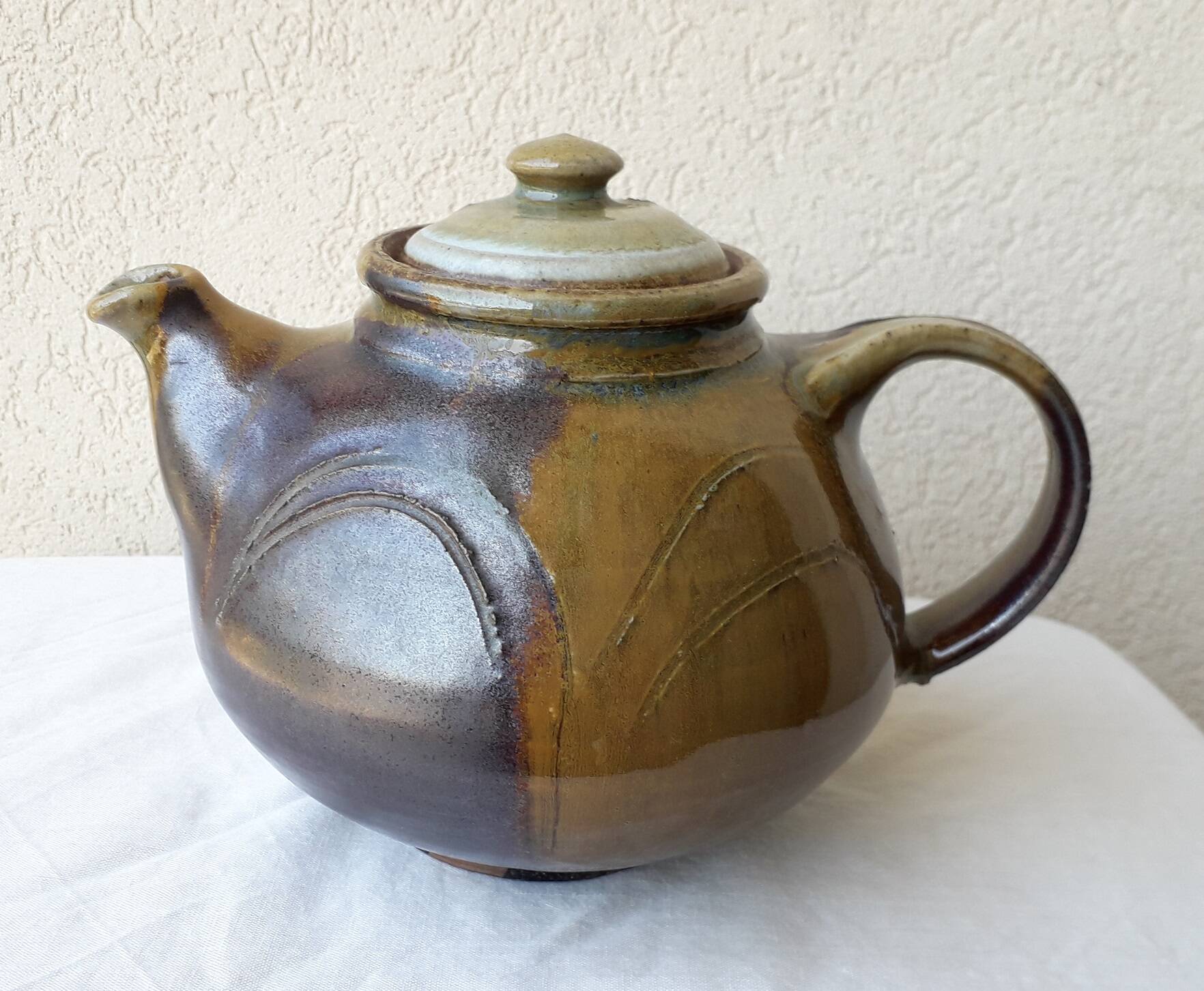 Boisbelle stoneware teapot and coffee pot