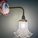 Applique coudé dorée tulipe vintage en verre dépoli