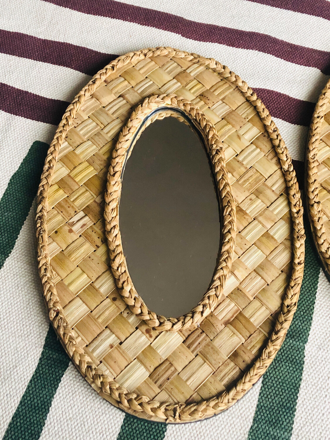 2 mirrors in natural basketry, 49x30 cm