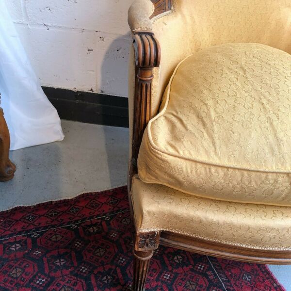Fauteuil bergère de style Louis XVI ou Directoire