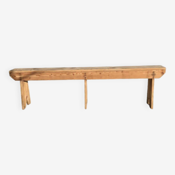 Banc rustique en bois