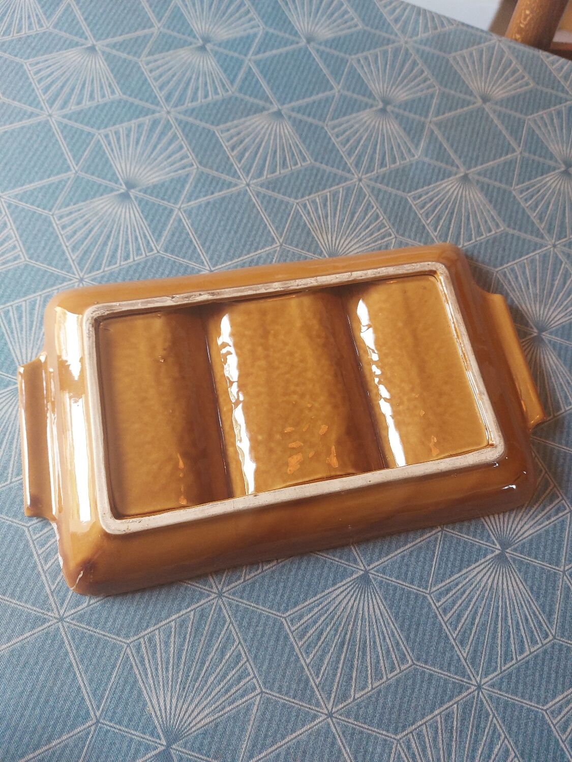 Vintage apero dish