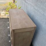 Natural wood chest of drawers