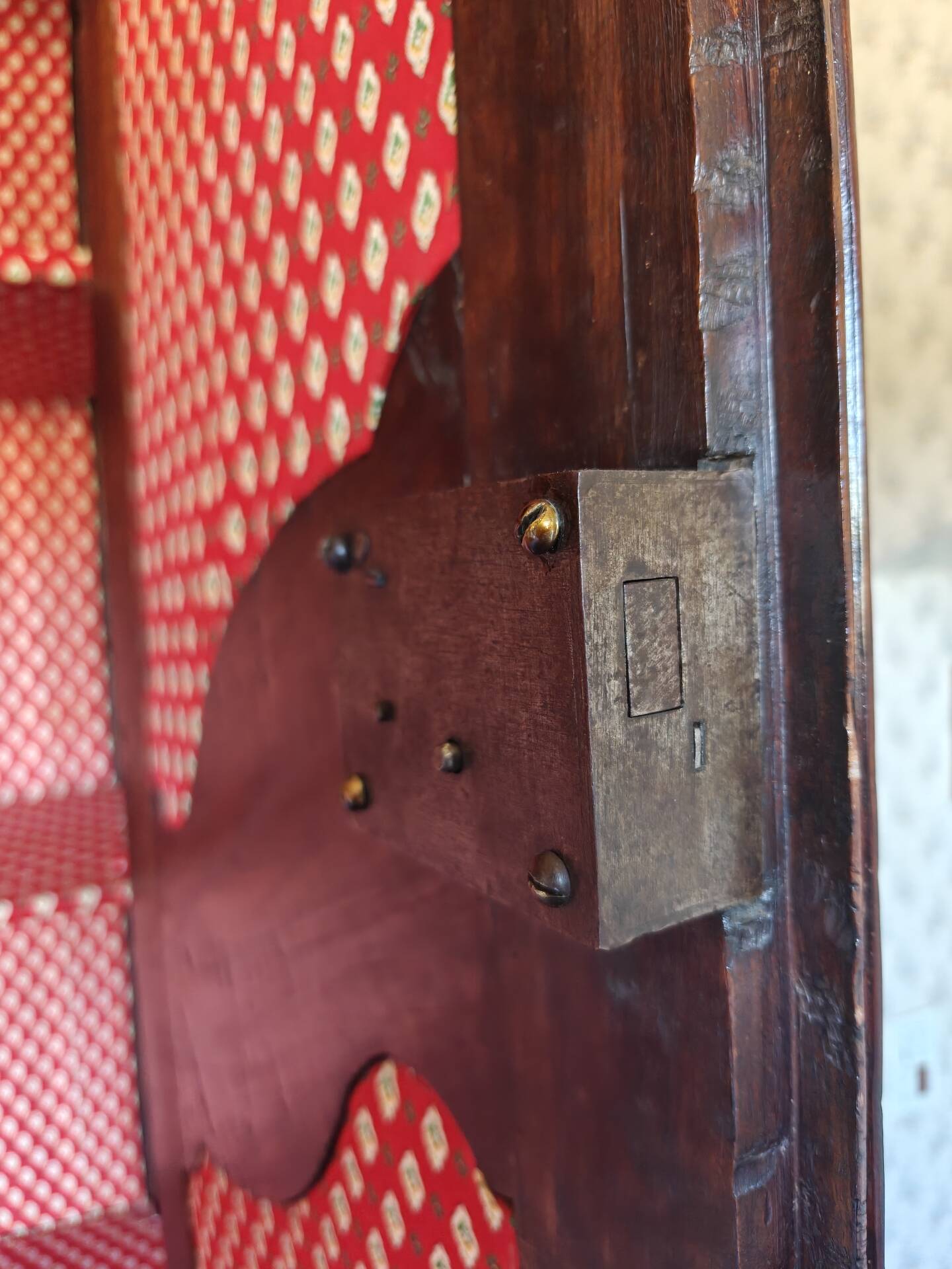 Provencal wardrobe from the Regency period