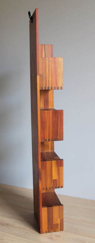 Vintage shelf year 80