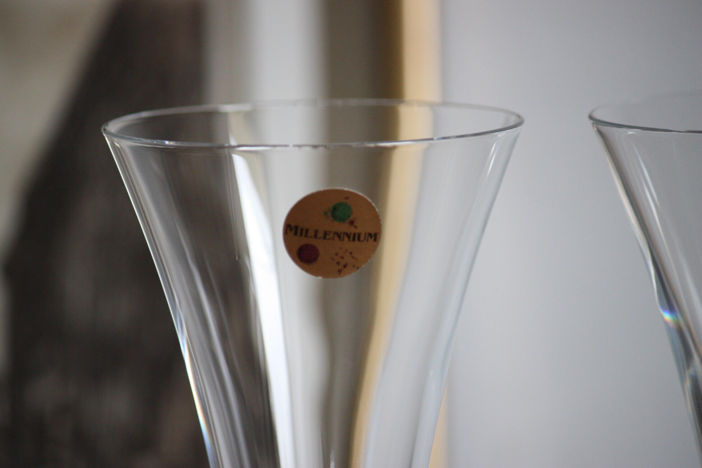 2 vintage champagne flutes in arques crystal