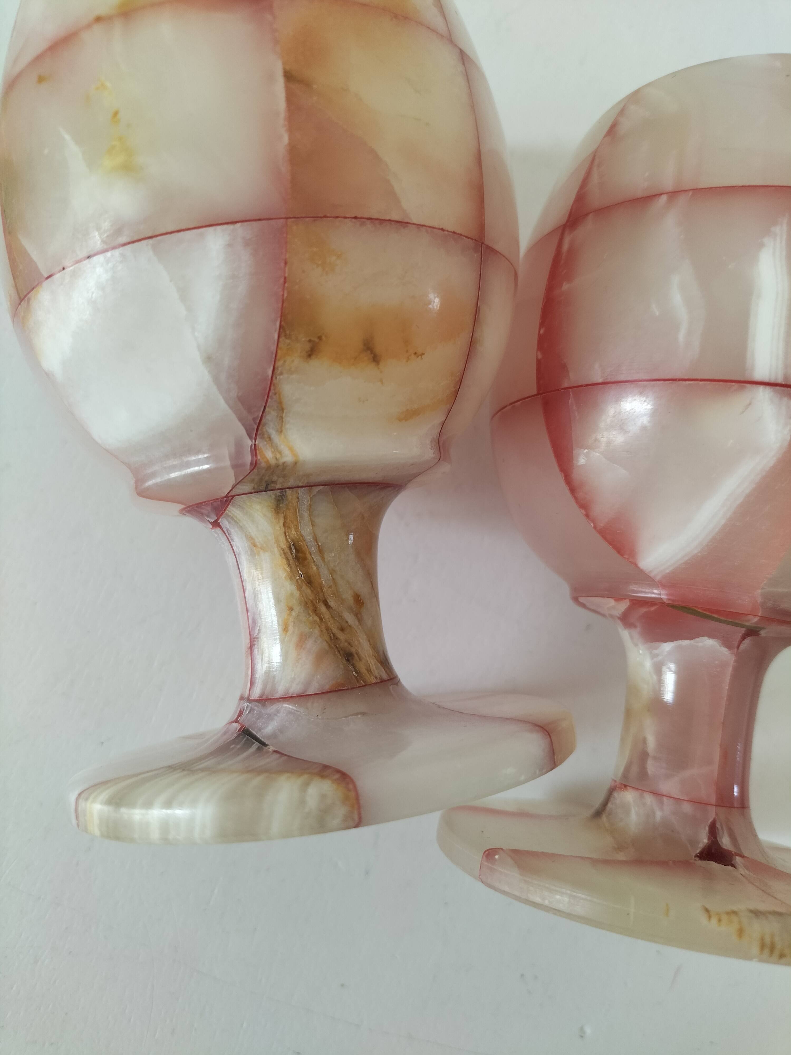 Pair of mini vases in veined pink alabaster