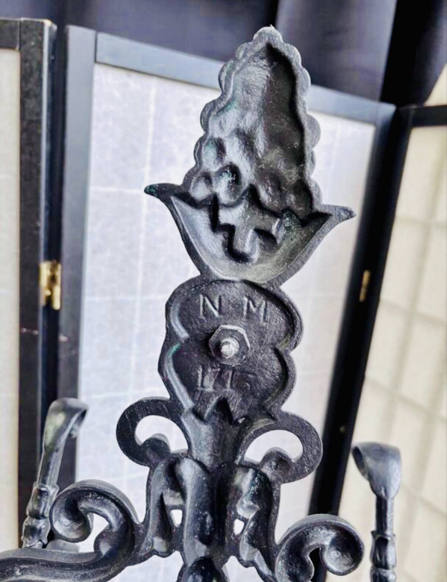 Art Nouveau coat rack in cast iron, circa 1900