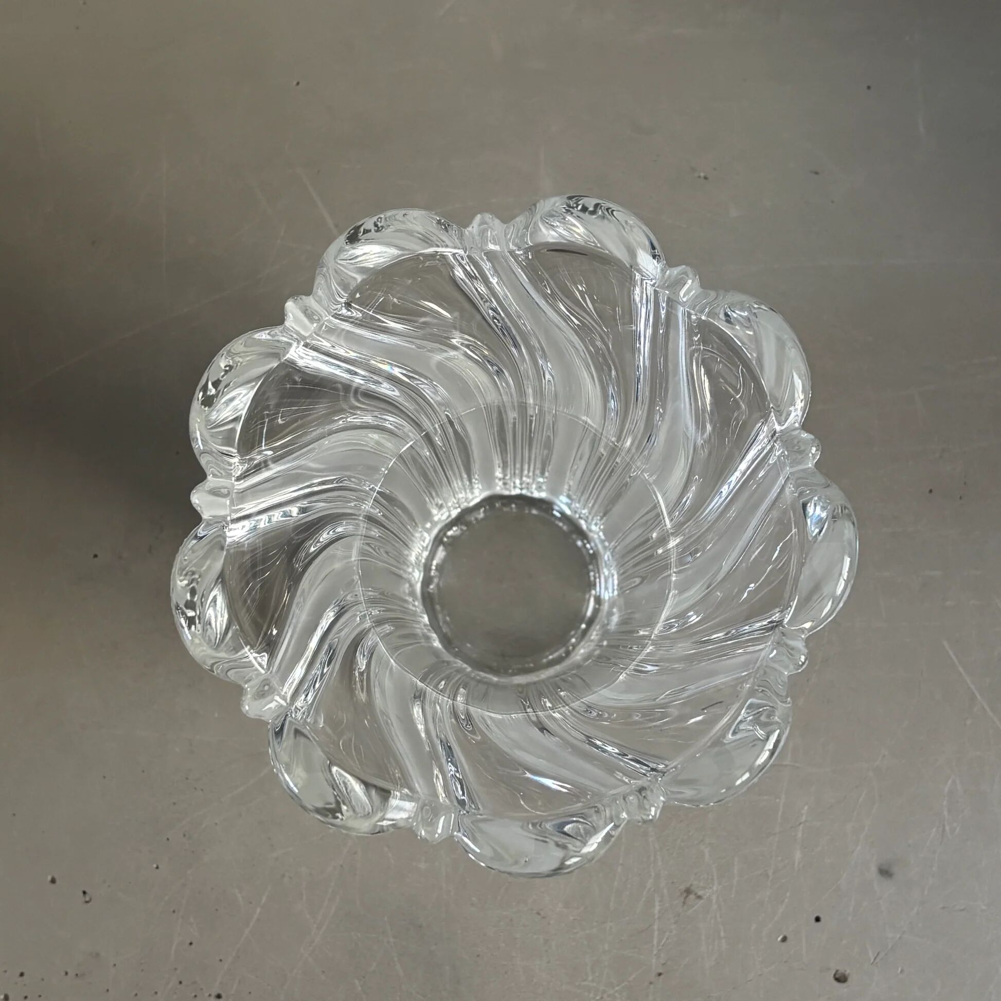 Vase en cristal art-déco 20cm - Ref 1329