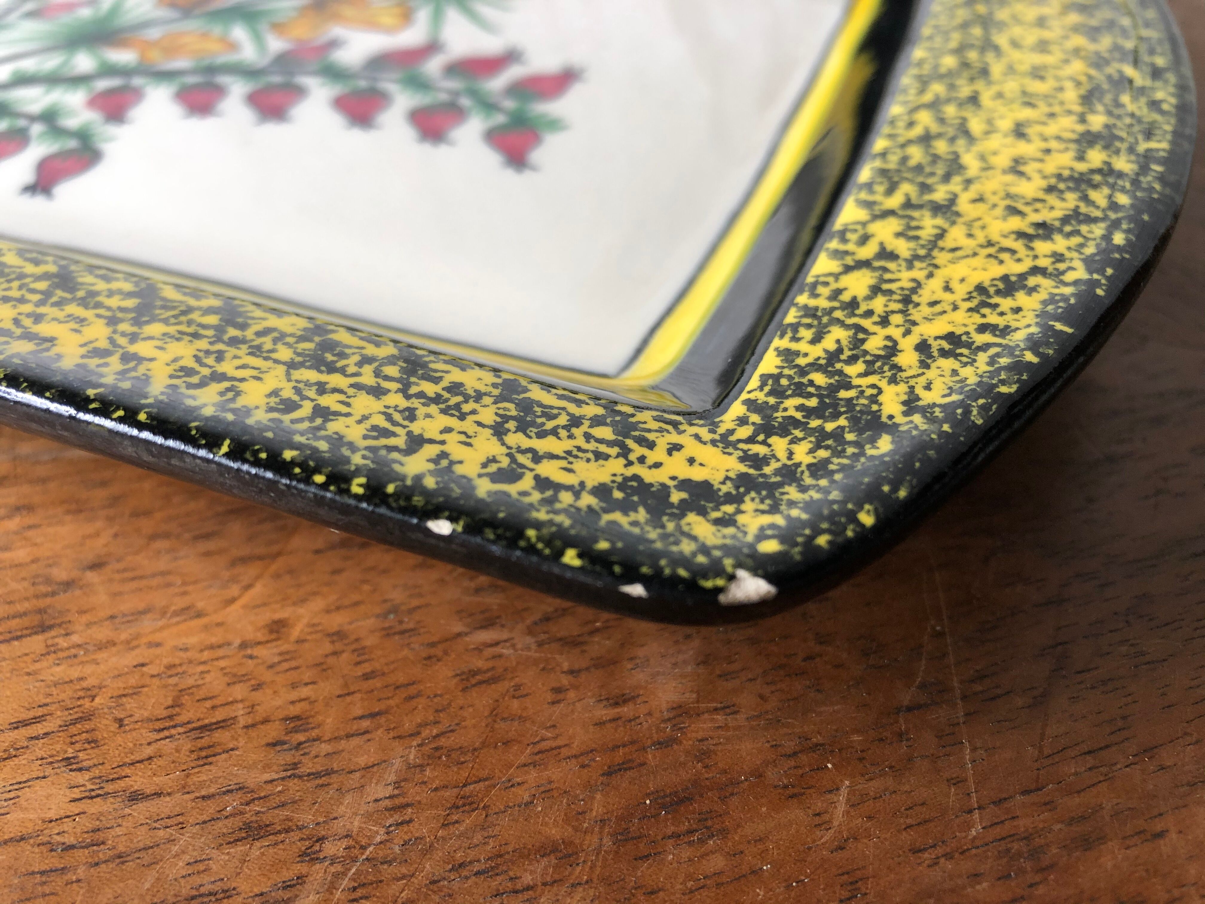 Henriot Quimper cake dish