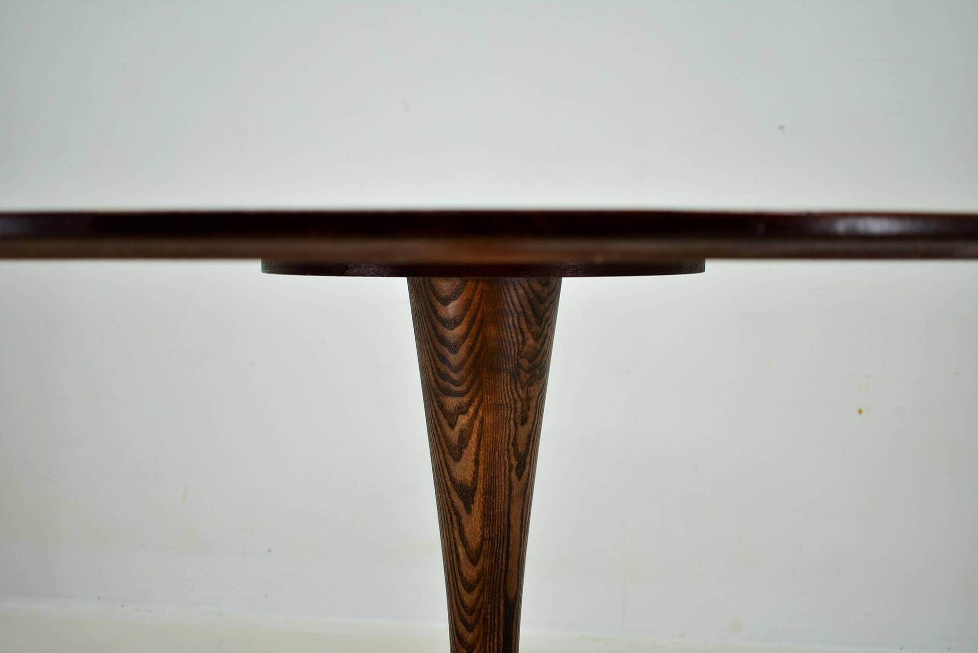 1969s Beech Round Dining Table, Czechoslovakia