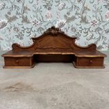 Shabby chic shelf