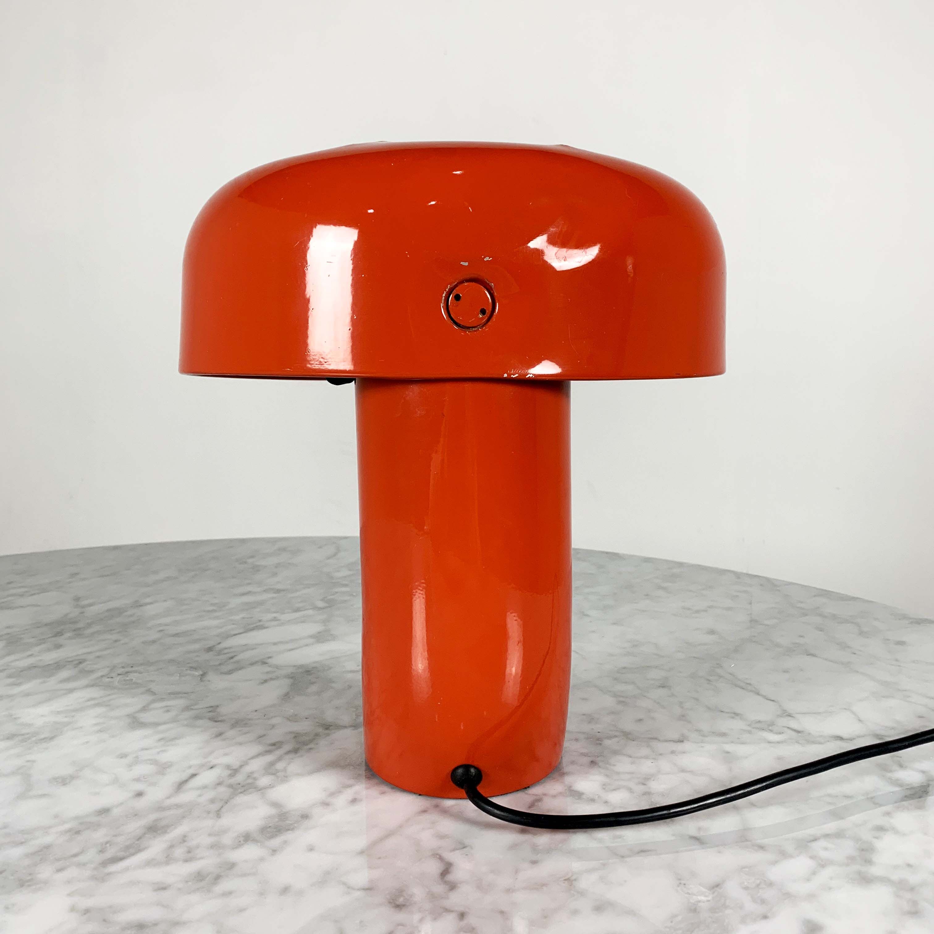 Table lamp model 615 by Elio Martinelli for Martinelli Luce 1970