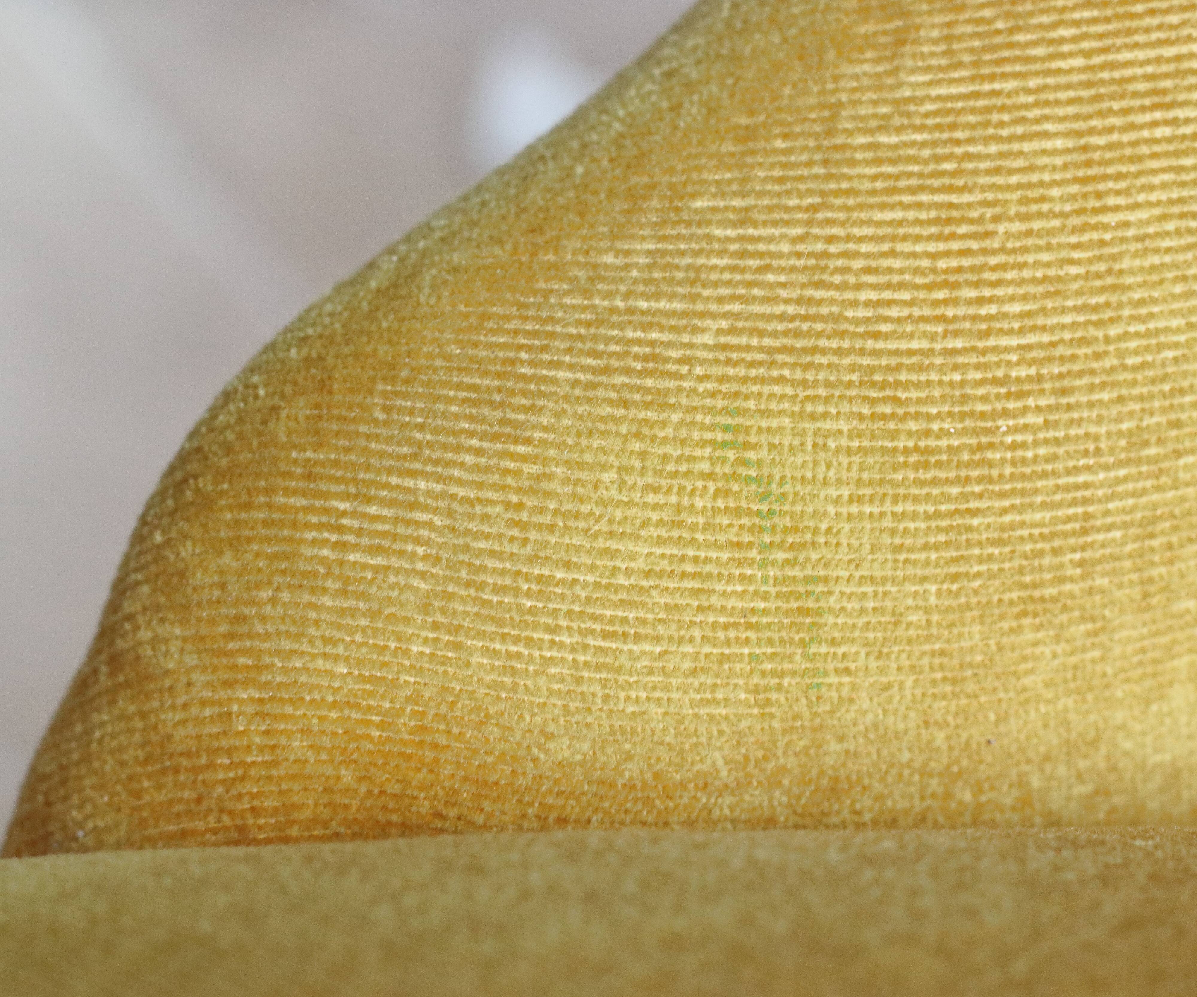 Mustard yellow velvet padded toad chair