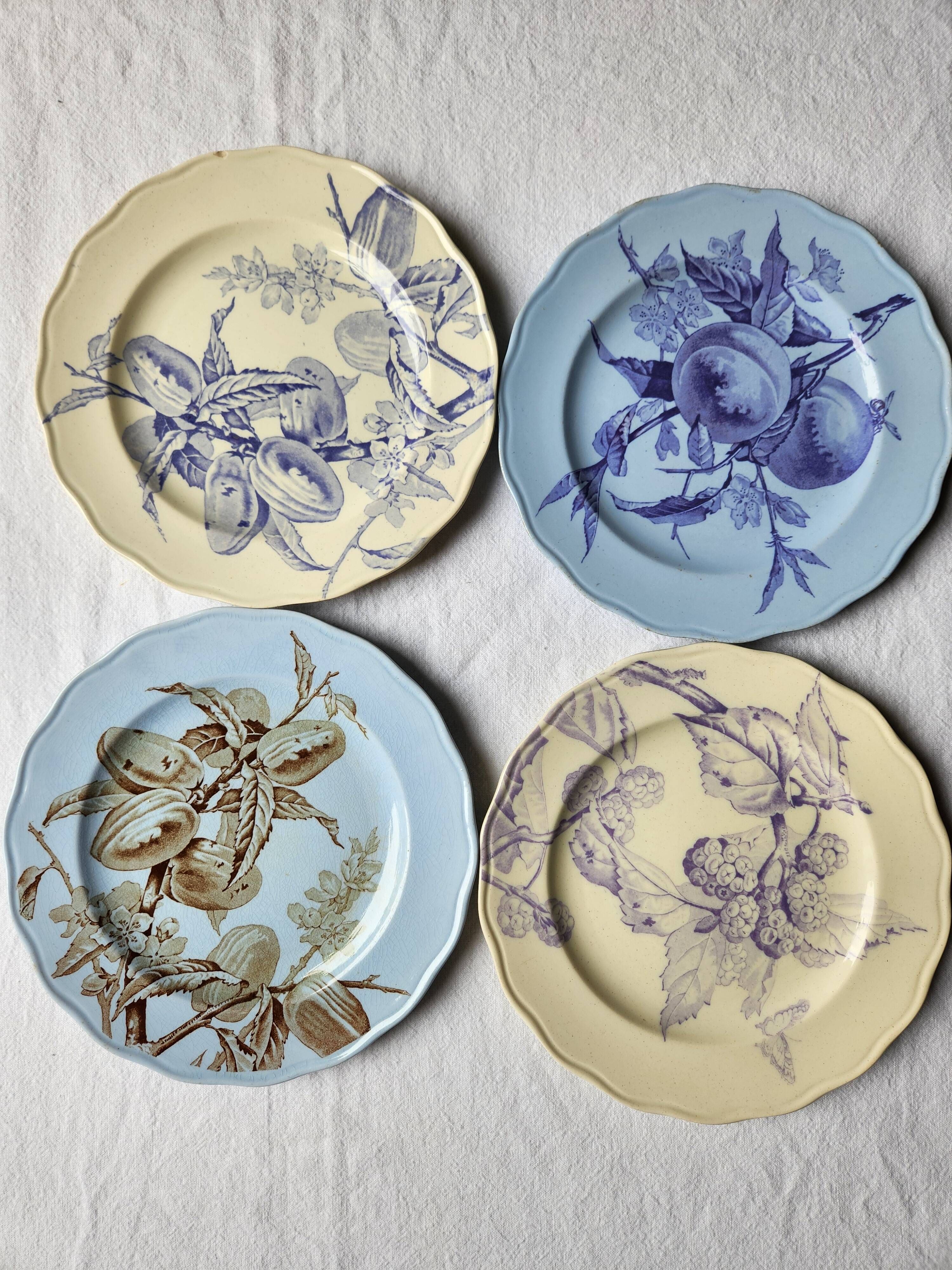 Plates x 4 English plates Brown Westhead Moore & Cie, Pomona decor, 1872. Rare.