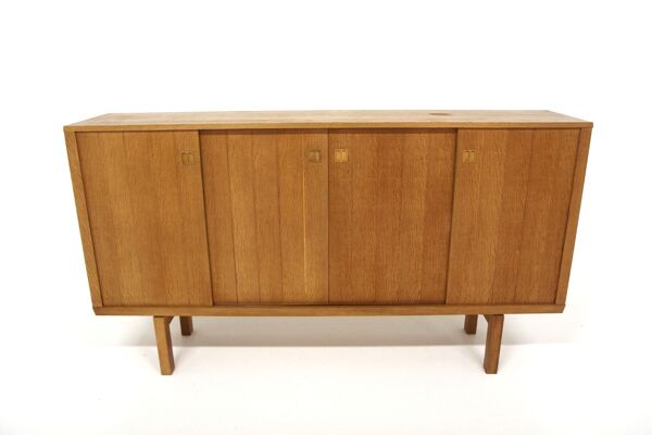 Enfilade scandinave en chêne, Borgeryds Möbelfabrik, Suède, 1960