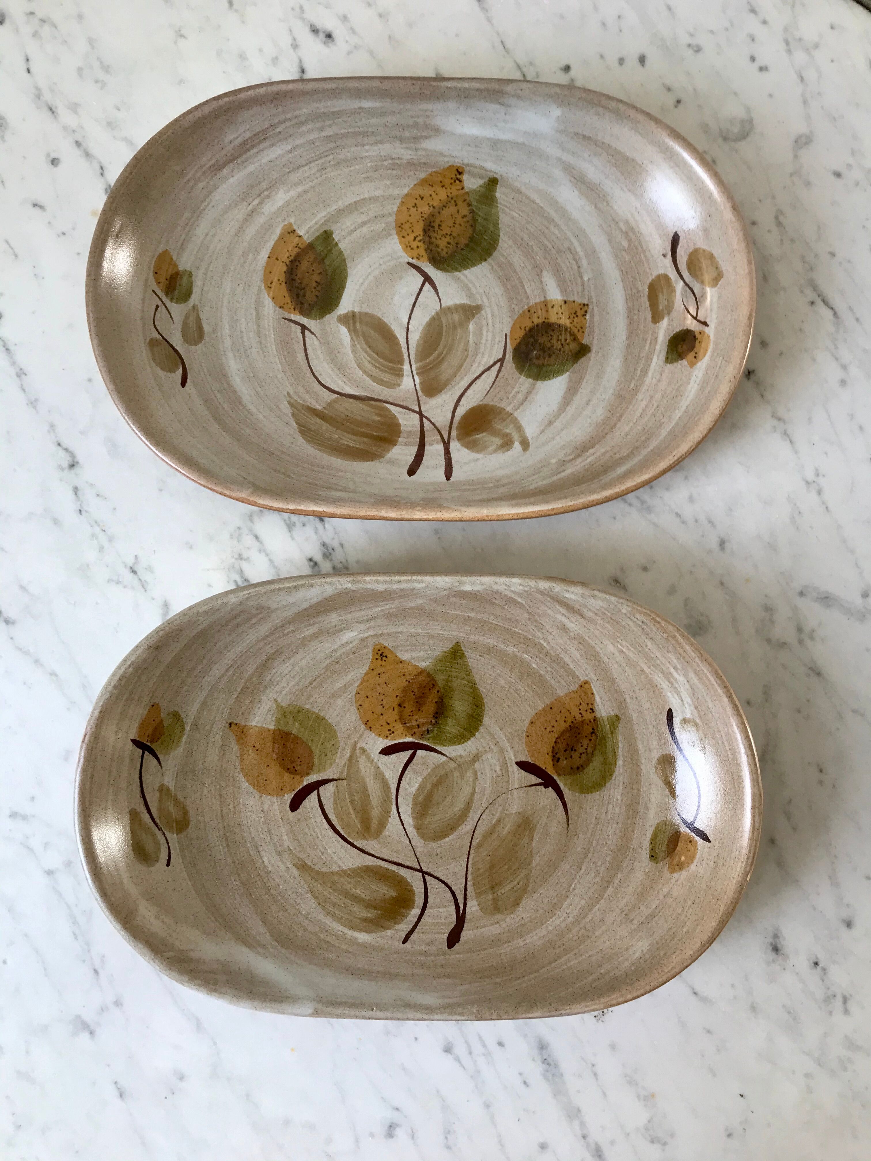 pair of sandstone / ceramic raviers Niderviller Doria Ste Radegonde hand painted 70s