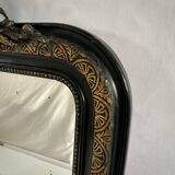 Miroir Napoleon III, noir et or avec fronton 75x112cm