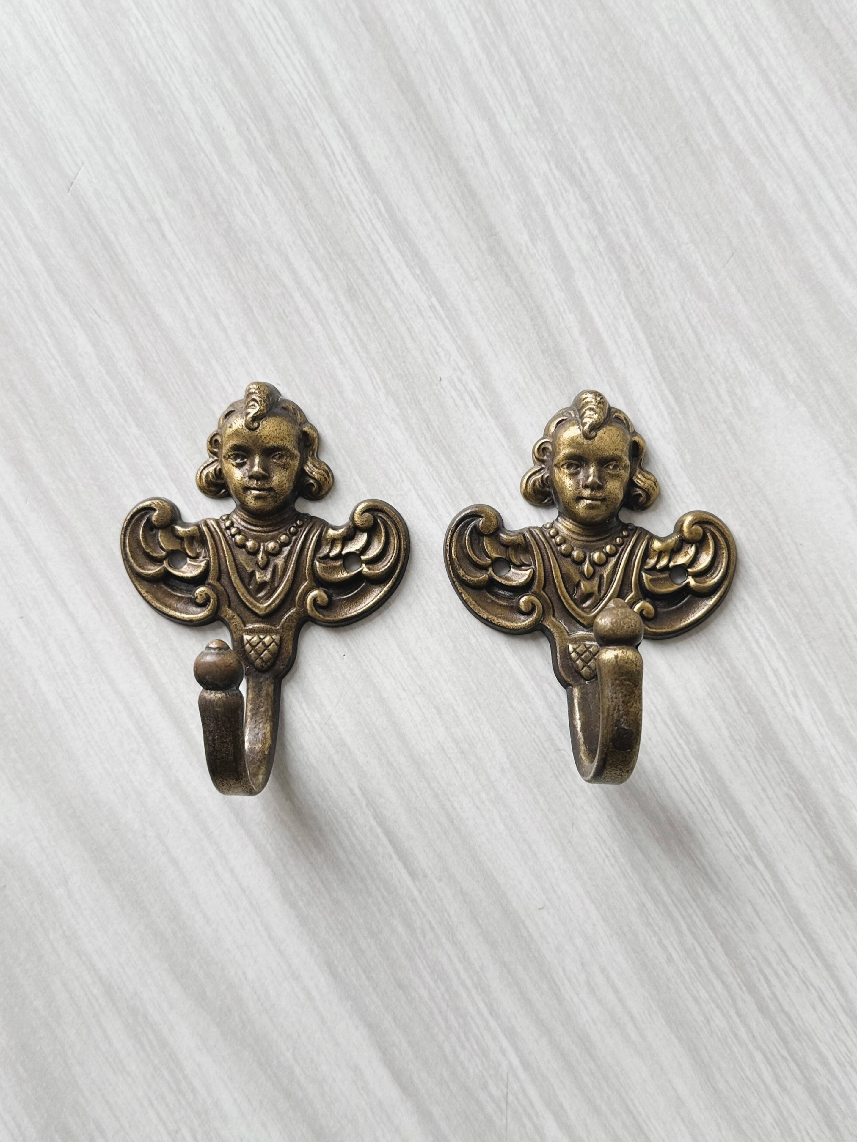 Set of metal coat hooks / angel towel hooks