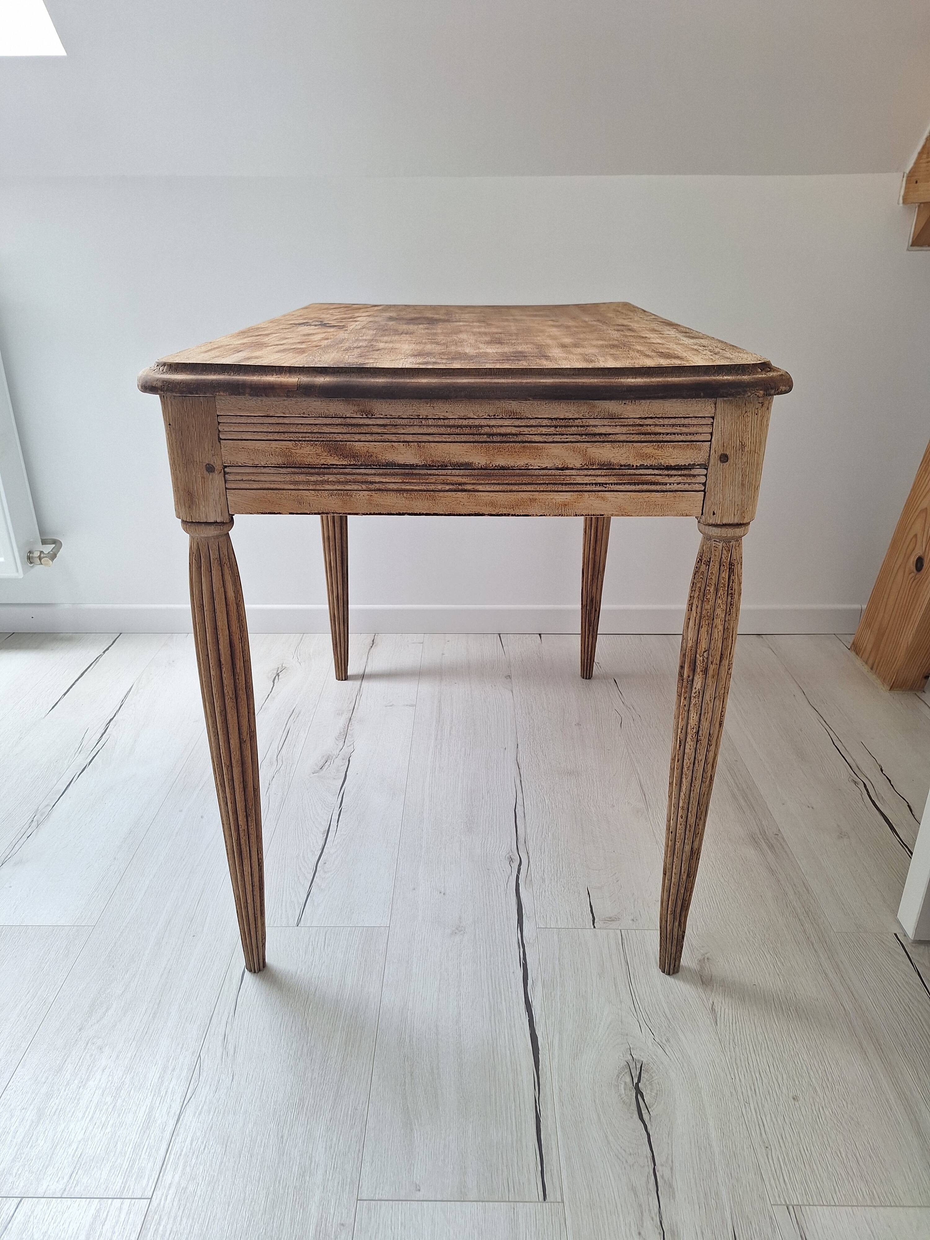 Desk / Side table / Art Deco console in solid wood from the 1930s-1940s