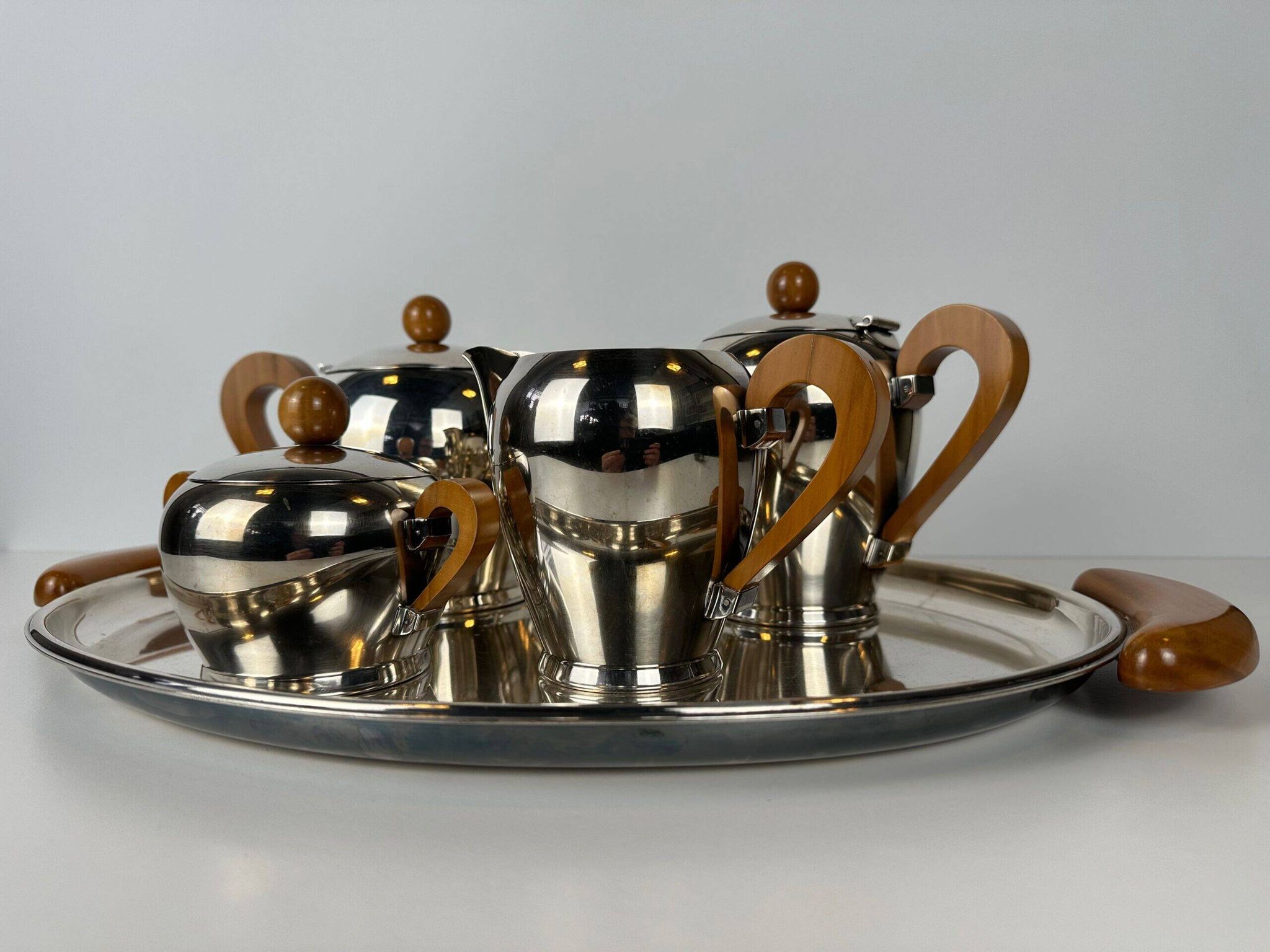 Service à café et à thé en métal argenté Alessi