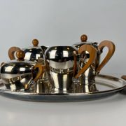 Service à café et à thé en métal argenté Alessi
