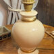 Pied de lampe en céramique craquelée  Le Dauphin