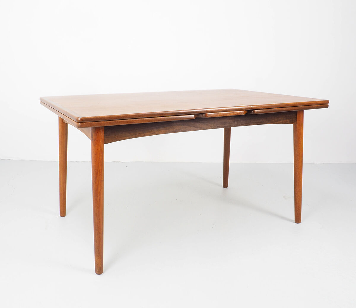 Table extensible en bois de rose de conception danoise, 1960