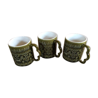 Series of 3 mugs