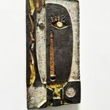 Sculpture murale cubiste en terre cuite émaillée. Allemagne, années 60