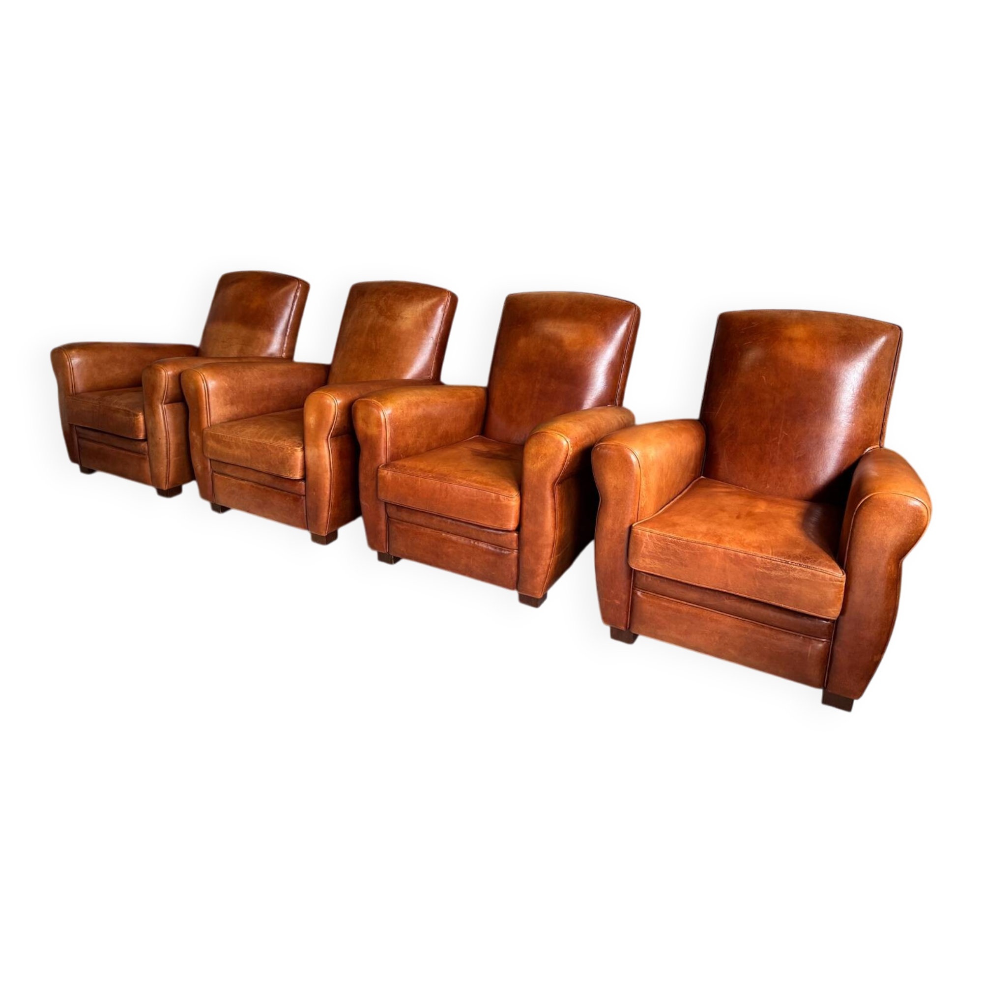 Lot de 4 fauteuils club, Cognac