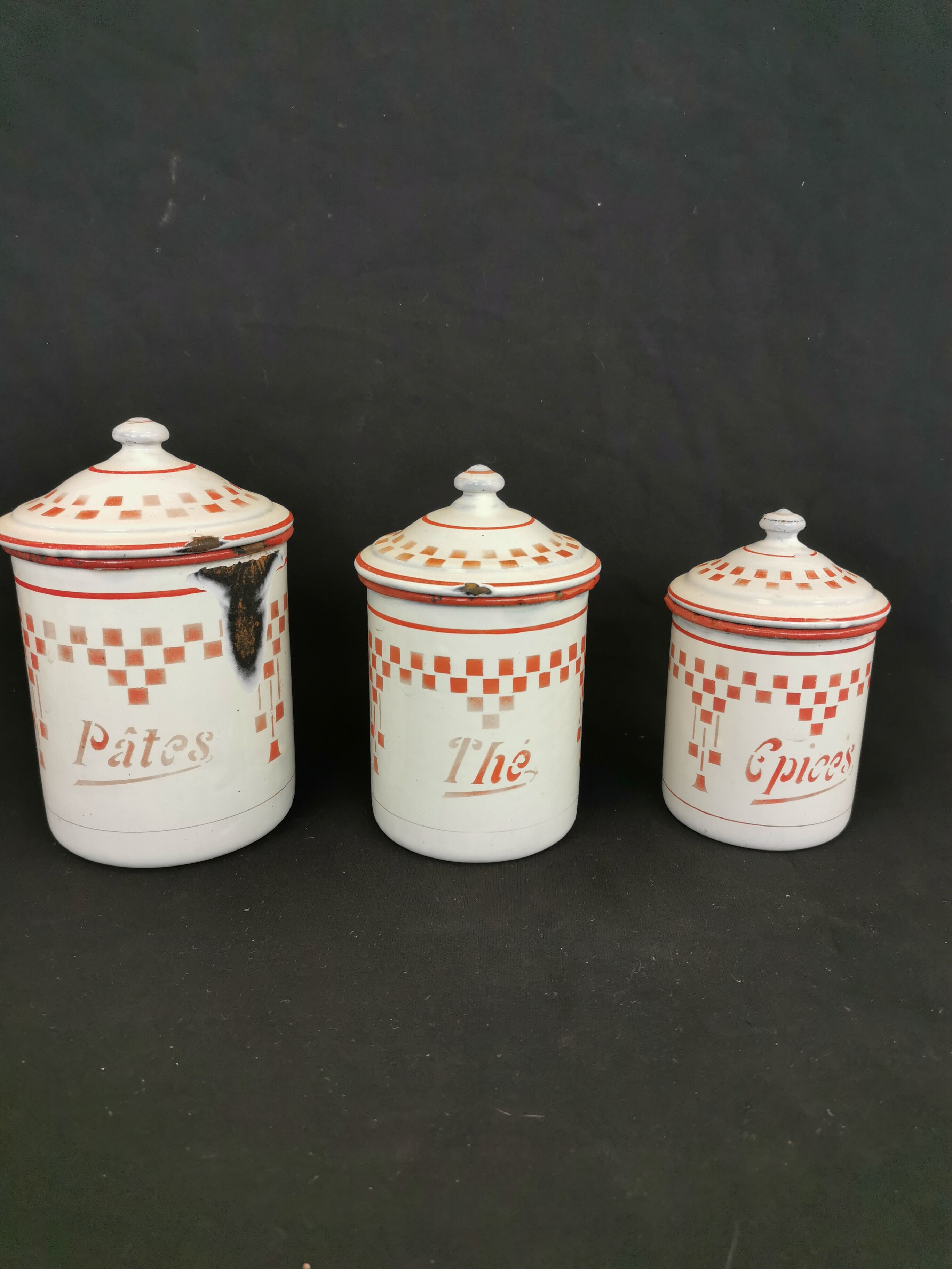 Spice pots