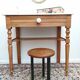 Tripod tabouret
