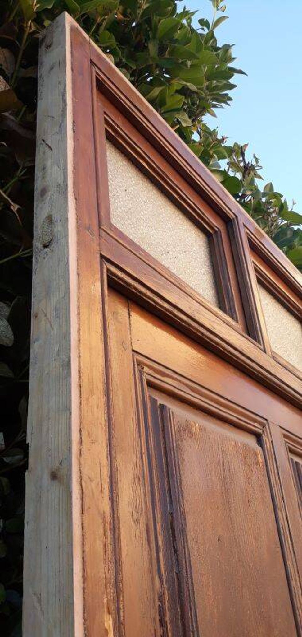 Porte d'entrée et son cadre imposte en verre translucide, début XXème