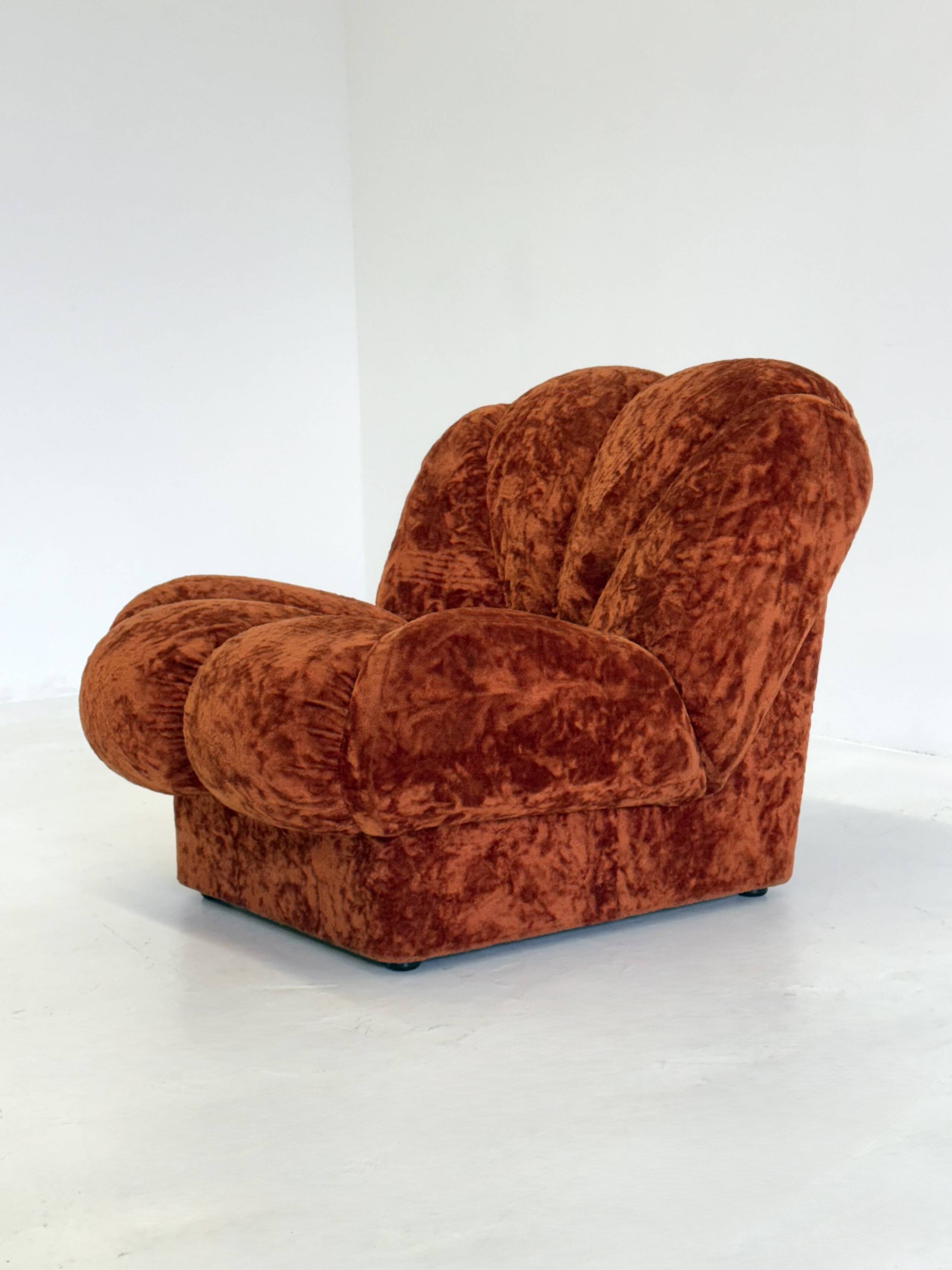 Vintage Italian Space Age armchairs in orange velvet