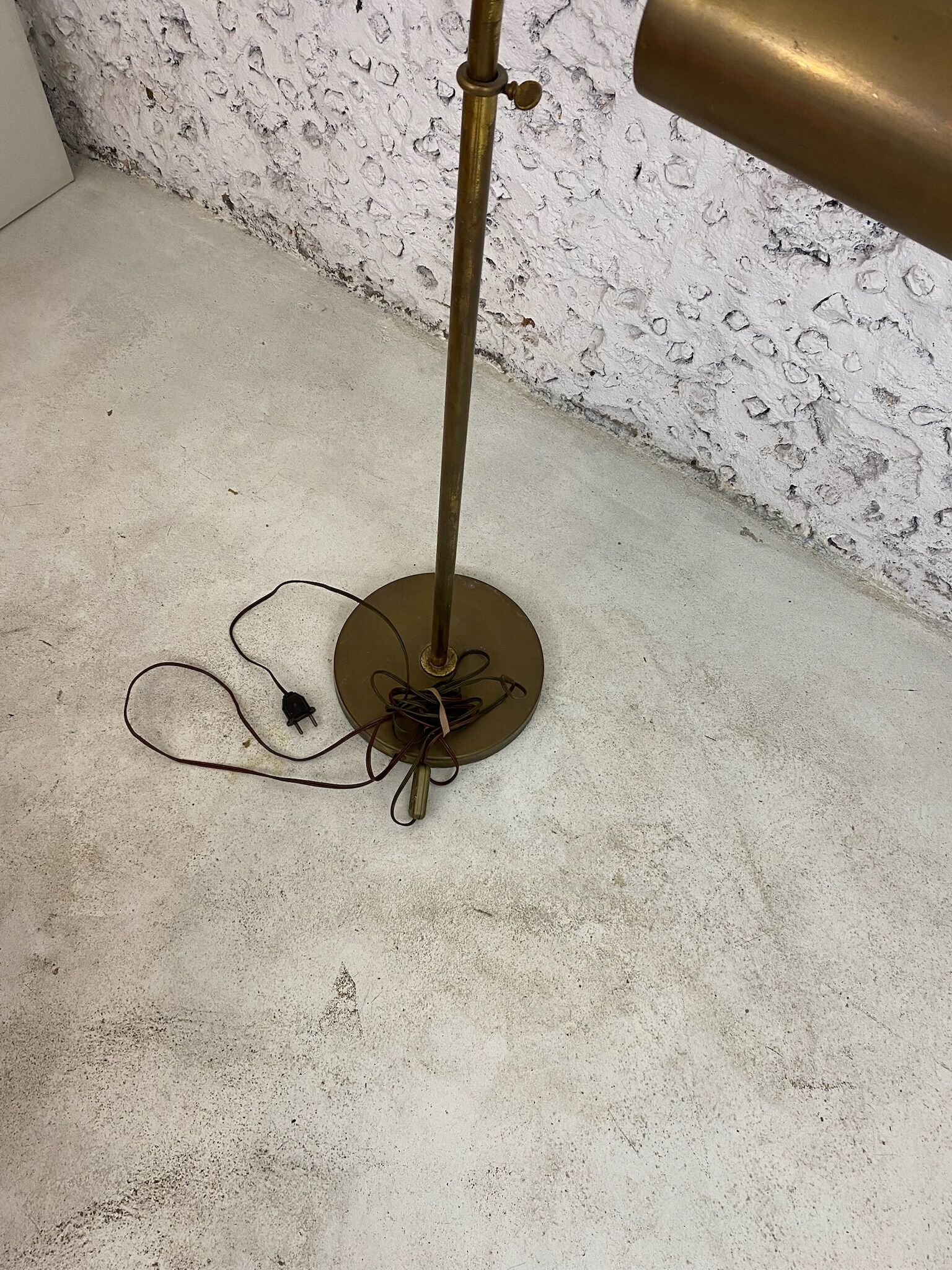Brass e-reader floor lamp from the 60s