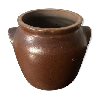 Sandstone pot