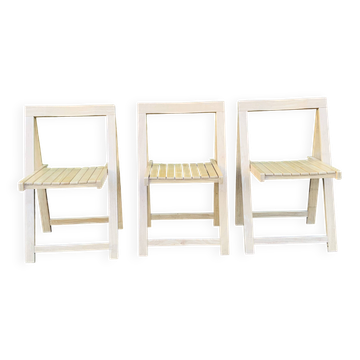 Set of 3 folding chairs