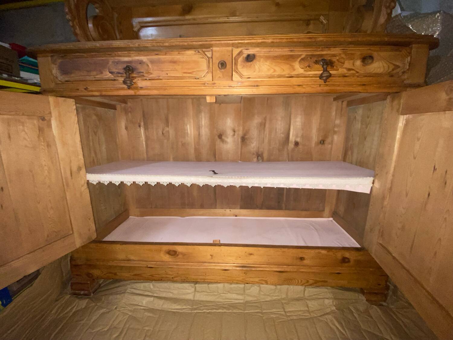 Buffet (saint Hubert) en pin du sud ouest, en 3 parties
