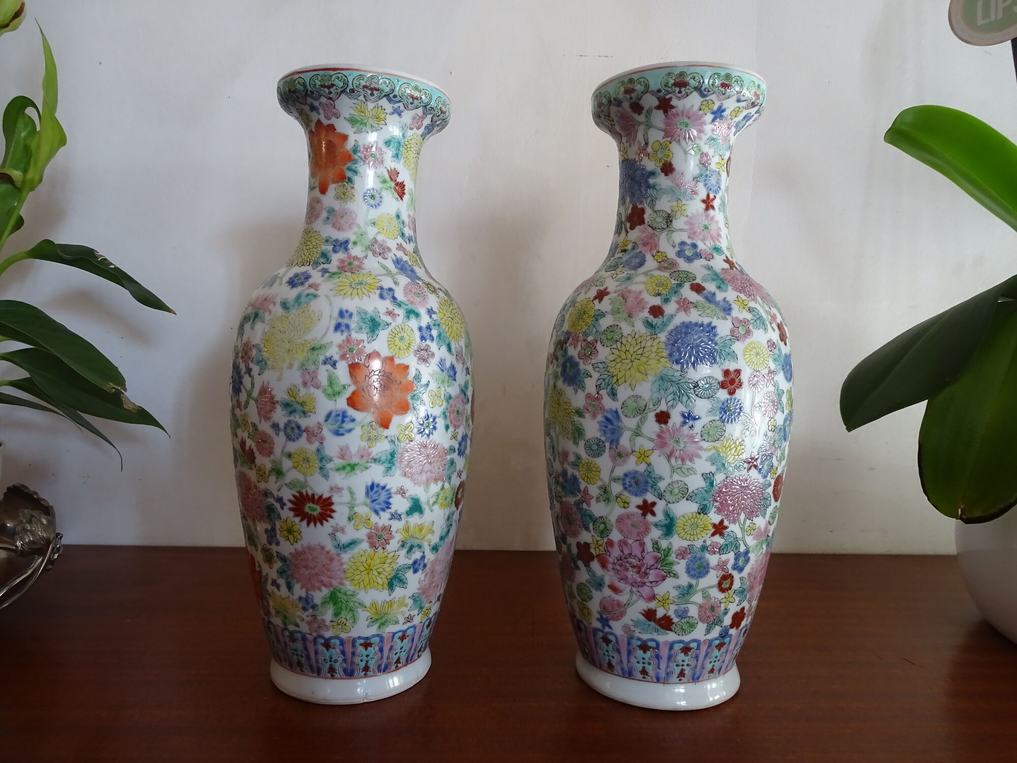 Pair of Chinese thousand flower vases - 20th century pink family period - 31 cm