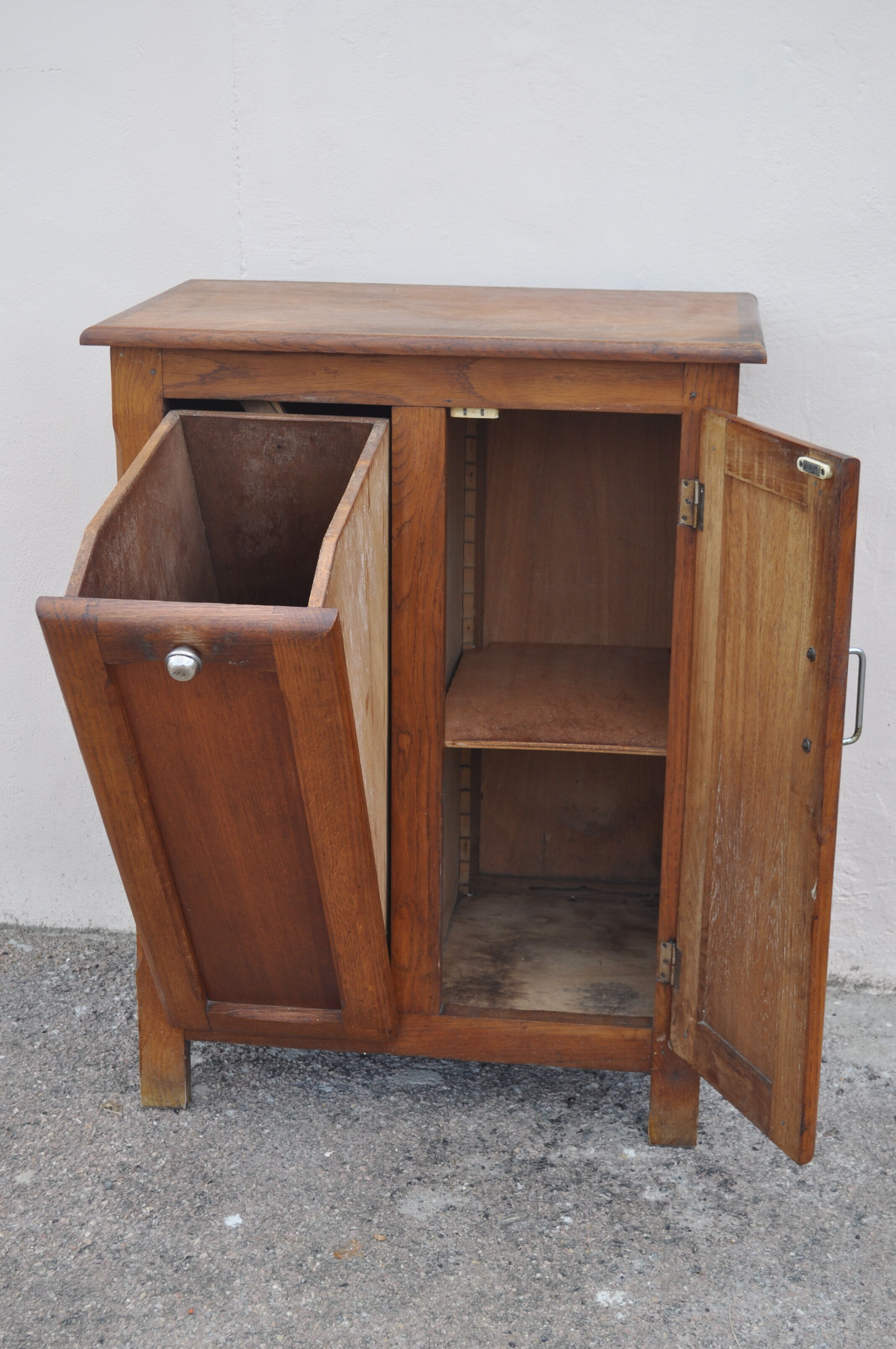 Small Mado furniture.