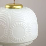 Lampe à Suspension complexe Mid-Century en Laiton et Opaline, Italie, 1950s