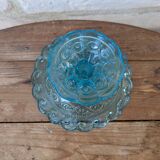 Ancien plat de service compotier sur piédouche en verre bleu